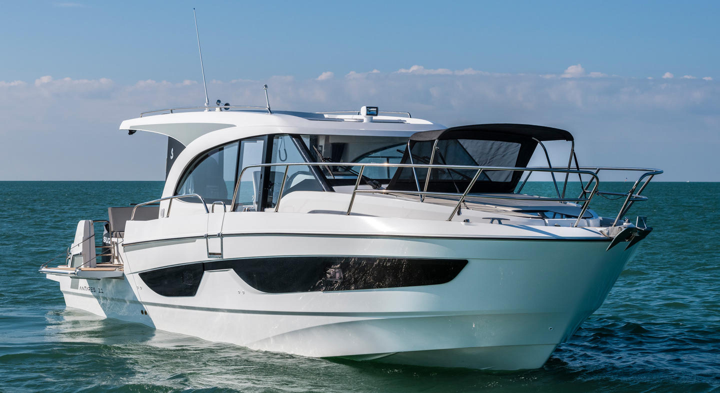 Antares_11_Exterior_10