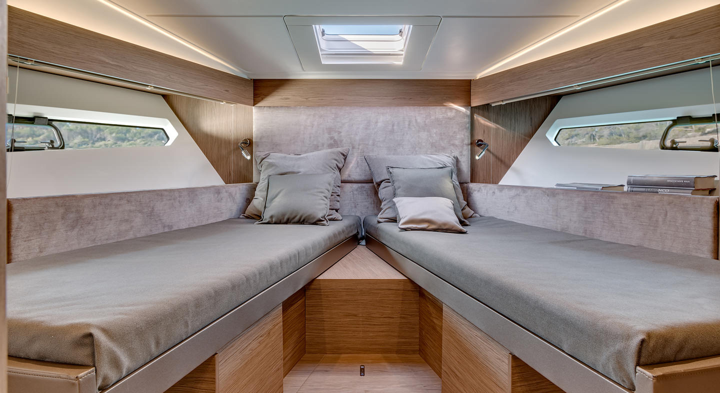 Gran Turismo 46 Interior