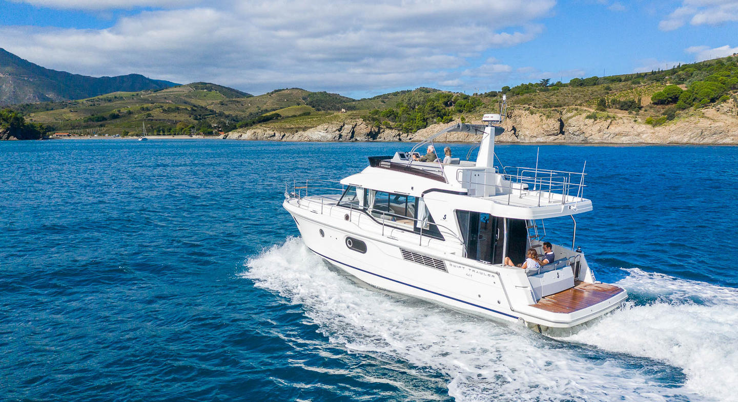 Swift Trawler 41 FLY